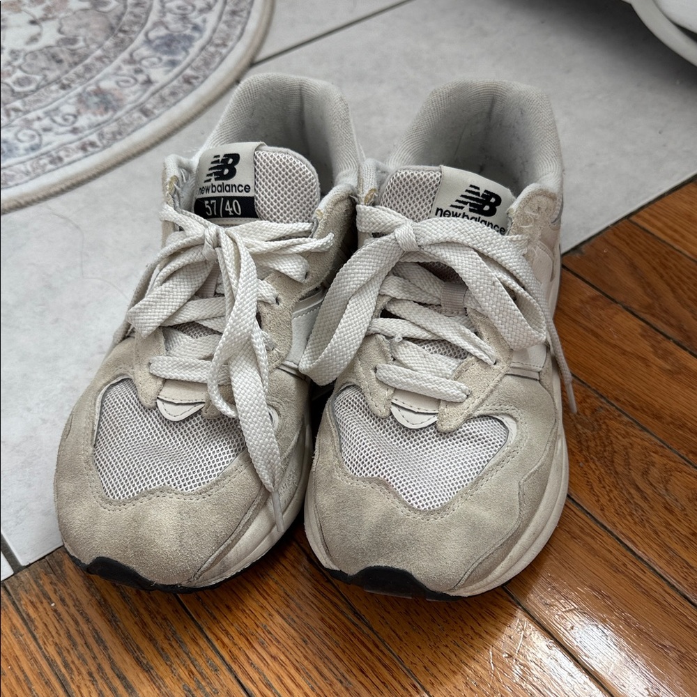 New Balance 5740 used pair